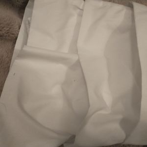 White ruffle sleeve shirt. Elbow length